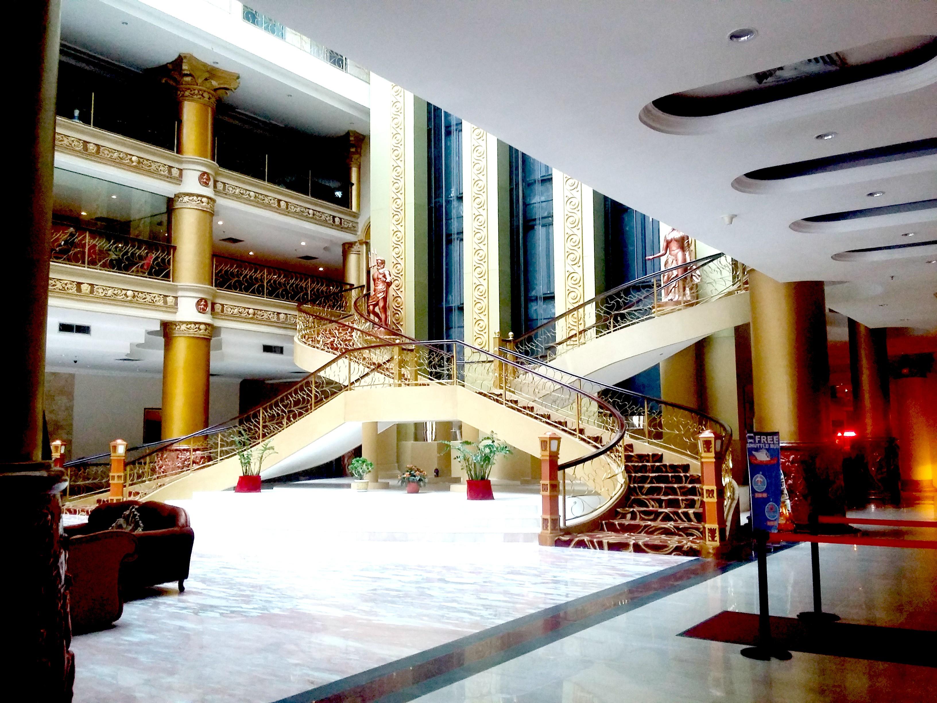 Pacific Palace Hotel 4*